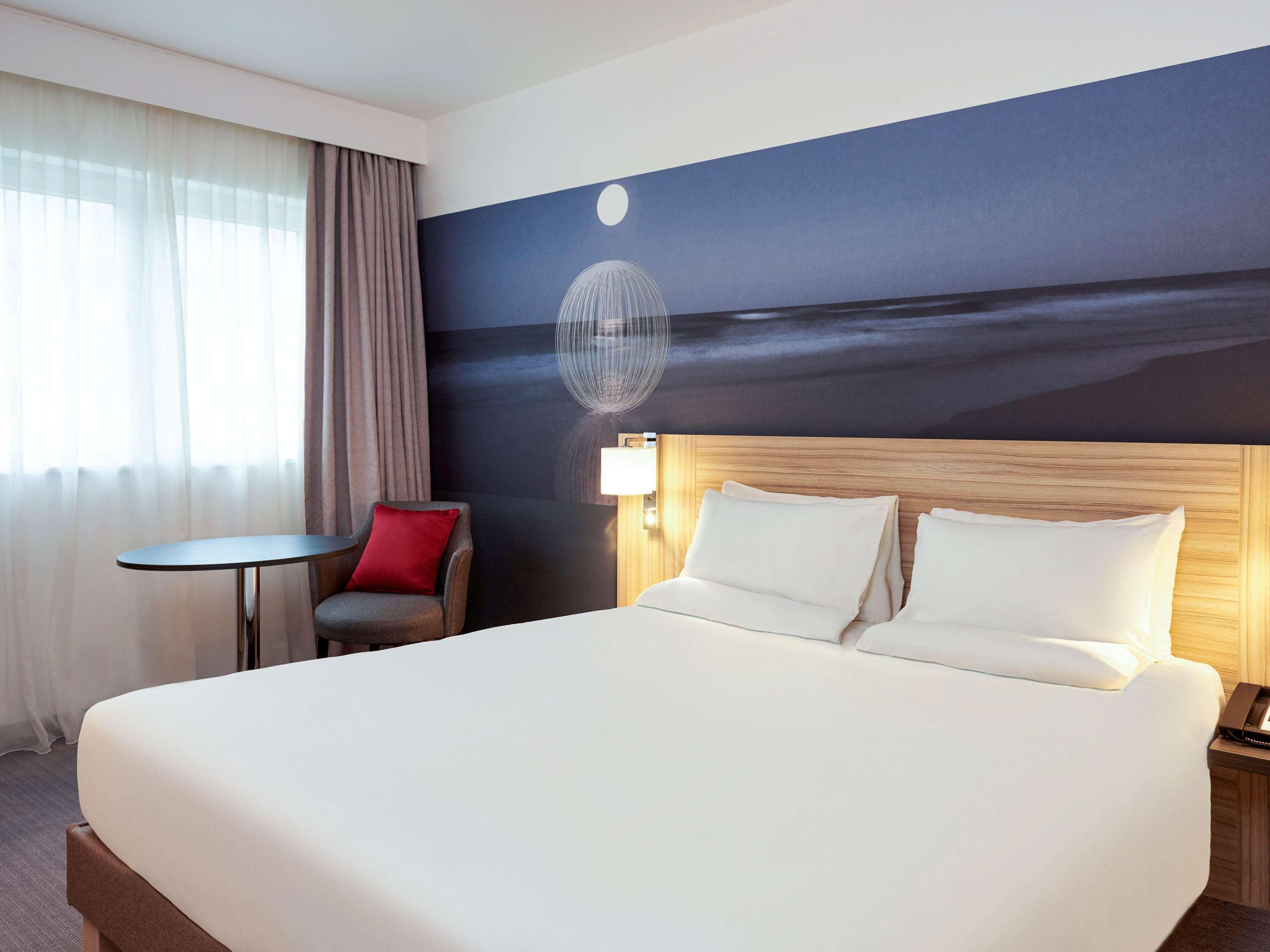 Novotel London Stansted Airport Stansted Mountfitchet Exterior foto